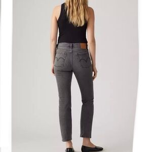 LEVI'S | Wedgie Straight Ankle Jeans